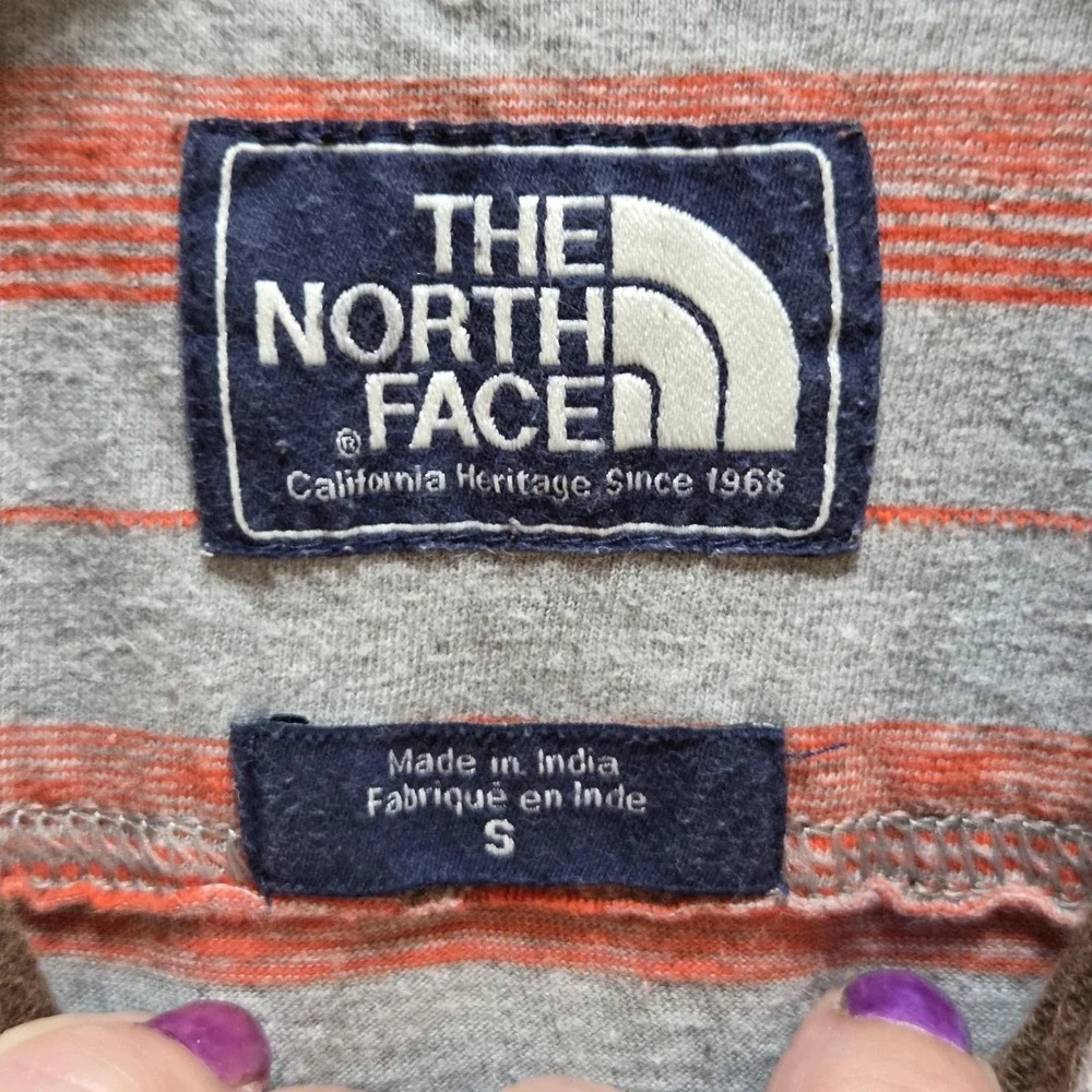 The North Face Polo Shirt Mens S‎ Gray Red Stripe 100% Cotton Knit Casual Top